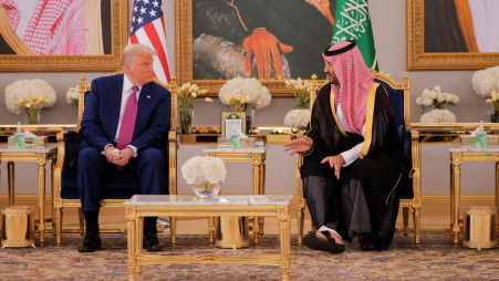 U.S. lifts Syria sanctions